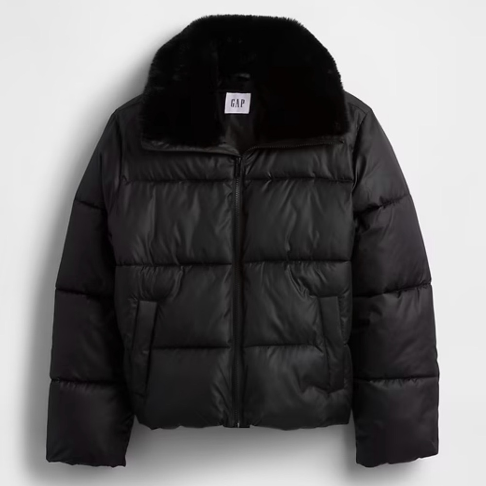 GAP 100% Recycled Relaxed Short Puffer Jacket